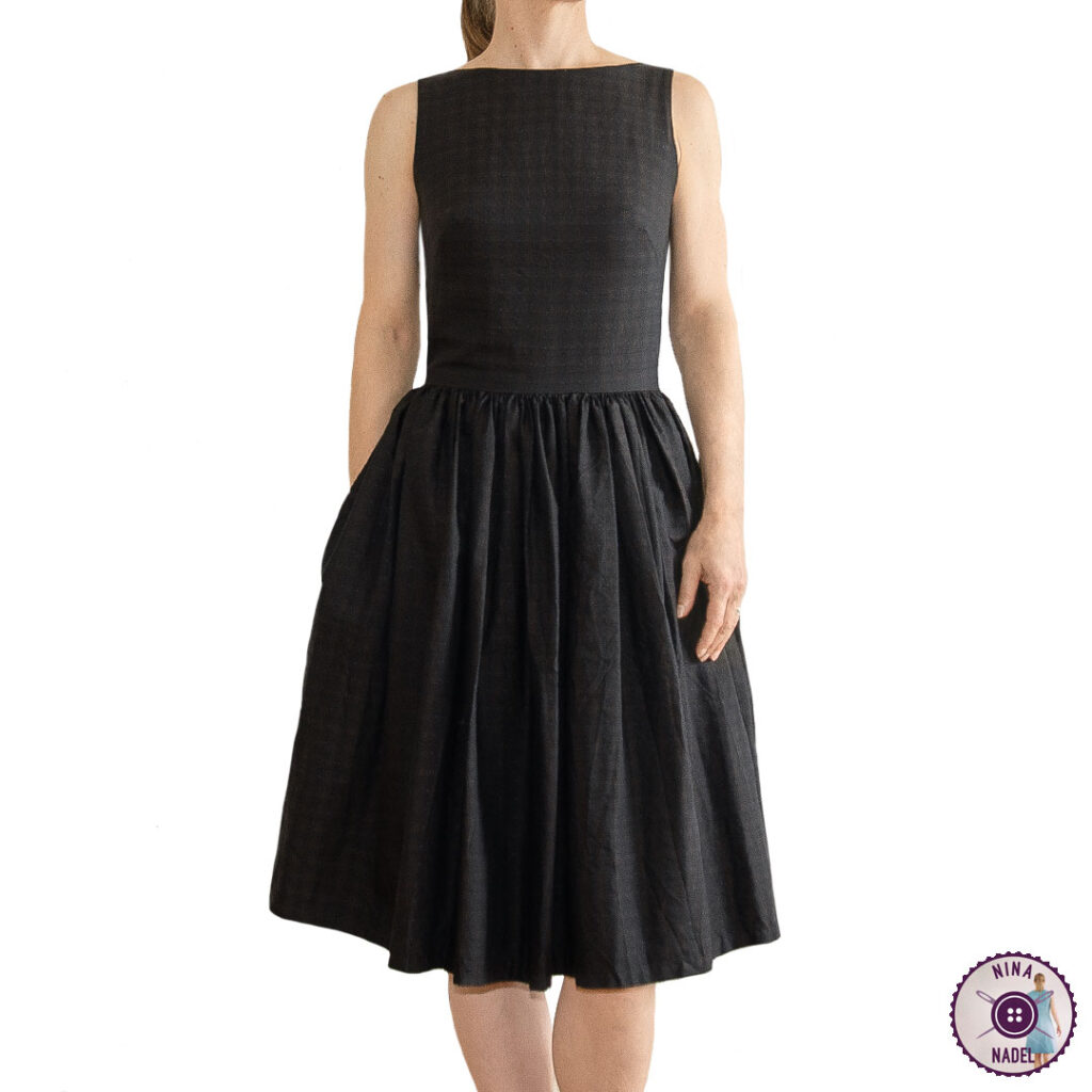 umgearbeitetes Kleid - neuer Body (Sabrina Bodice) - Vorderseite Foto: umgearbeitetes Kleid - neuer Body (Sabrina Bodice) - Vorderseite